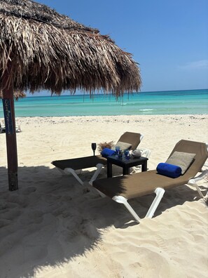 Beach nearby, sun-loungers, beach umbrellas, beach towels