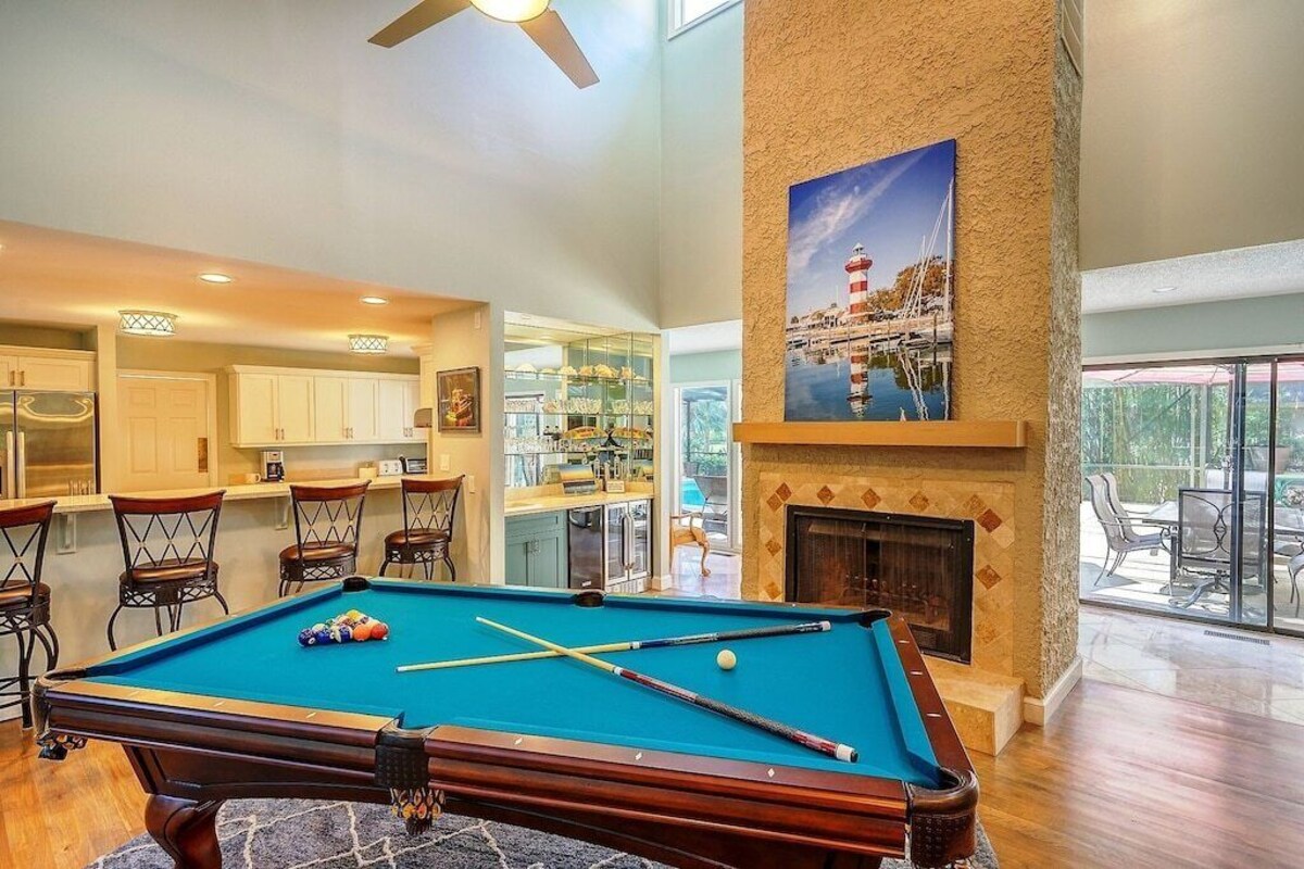 SEA PINES, RECENTLY UPDATED, PRIVATE POOL, GAME ROOM FOR ADULTS AND KIDS