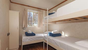 Standard Riverview 2 Bedroom Spa Villa - Not Pet Friendly | Iron/ironing board, free WiFi, bed sheets