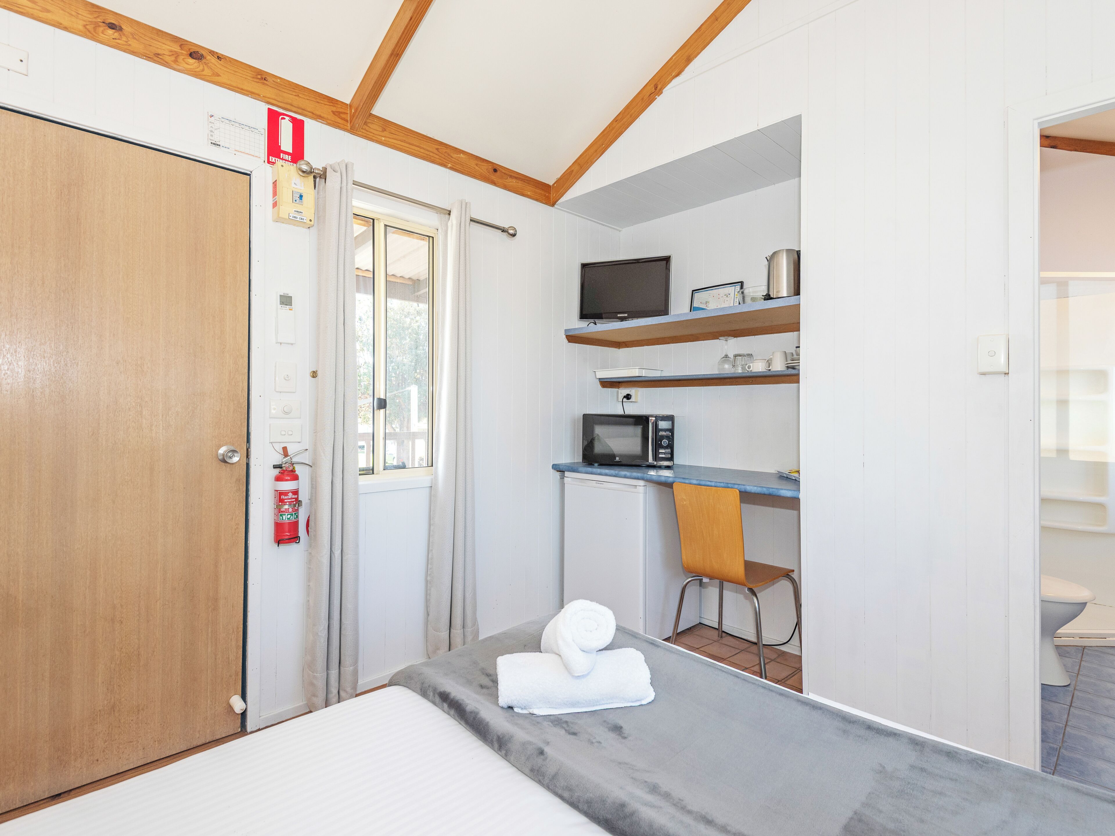 Economy kamer | Een strijkplank/strijkijzer, gratis wifi, beddengoed