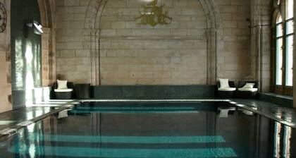 Best views of Loch Ness - Historic Abbey - Short-break and Last Minute Discounts