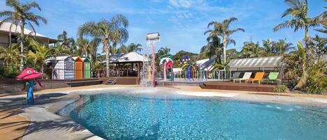 Outdoor pool, pool loungers