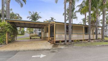 Superior 2 Bedroom Cabin | Vista do quarto