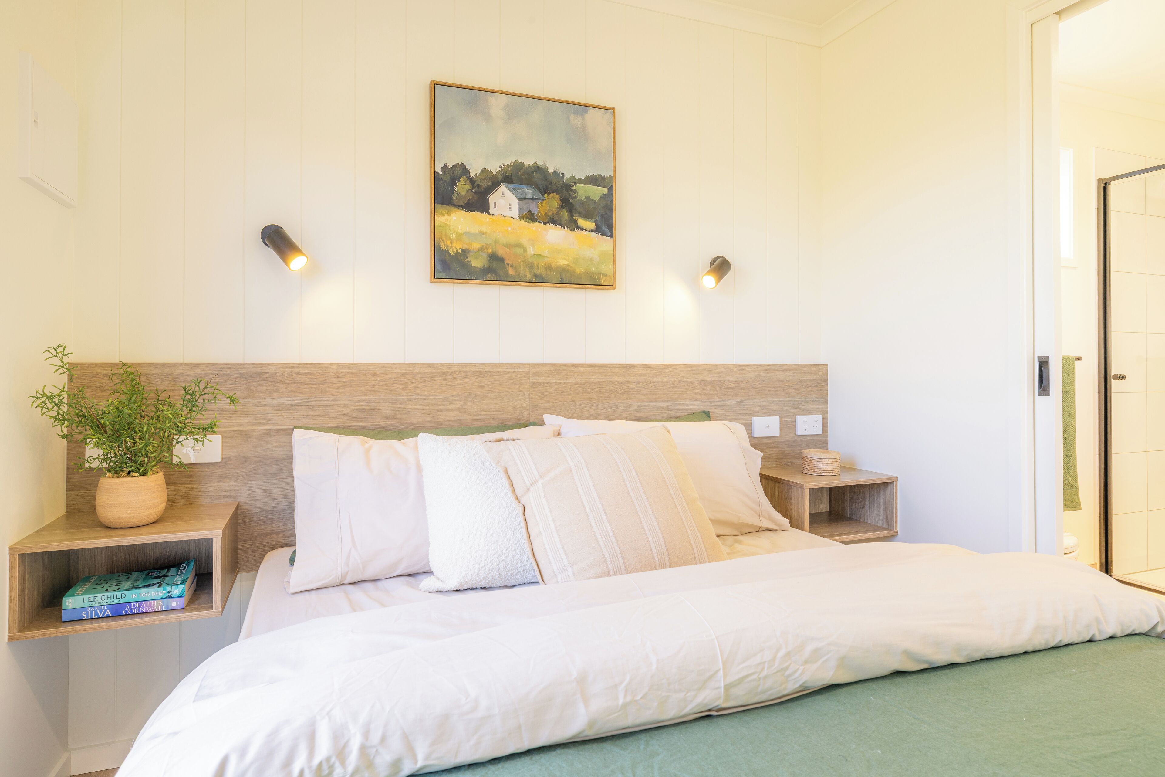 Deluxe Poolside 3 Bedroom Villa | Bed sheets