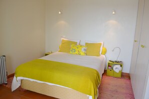 2 Schlafzimmer, Bügeleisen/Bügelbrett, WLAN, Bettwäsche