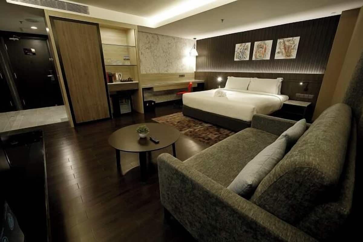 Ropa de cama de alta calidad y minibar