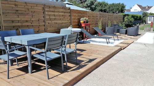 Haus mit Garten in Cherbourg en Cotentin, 10 Minuten vom Meer entfernt, 9 p, gratis WiFi