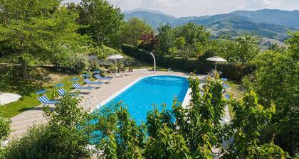 Villa Amata 12 - Five Bedroom Villa, Sleeps 12