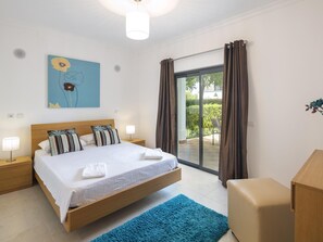 2 Schlafzimmer, Bügeleisen/Bügelbrett, Internetzugang, Bettwäsche