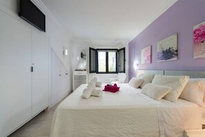 1 chambre, fer et planche Ă repasser, lit parapluie, Wi-Fi gratuit