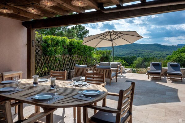 Restauration extérieure