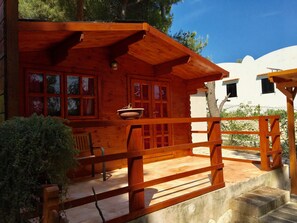 Property grounds - LIVERPOOL Chalet with garden and kitchen, 4 beds (Vieste)
