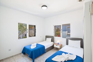 4 sovrum, värdeförvaringsskåp på rummet och strykjärn/strykbräda