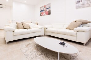 智能電視、書籍