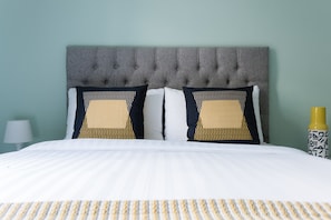 4 habitaciones, tabla de planchar con plancha y wifi gratis