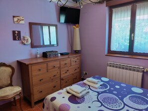 4 bedrooms, desk, soundproofing, iron/ironing board - Casa con Bodega for 9 people (Sajazarra)