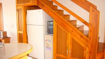 Attico Luxury, letti multipli, non fumatori | Cucina privata | Frigorifero con congelatore, piano cottura, pentole/stoviglie/utensili