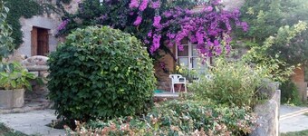 Guest house in Mas Rovira adapted reduced mobility 5 km from the beach