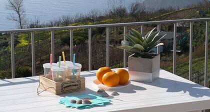 La Colombella. Meerblickwohnung in Ischia.