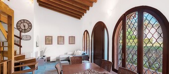 Villa La Guardiola, 11 senger 50 meter fra stranden. Rabatt ferge.