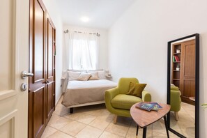 2 soverom, strykejern/-brett, reiseseng for barn og wi-fi