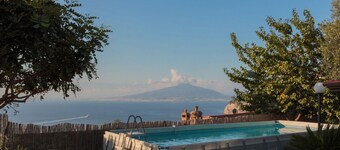 MyExclusiveItaly - Luxury Villa with breathtaking Seaview,pool,BBQ