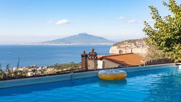 Una piscina riscaldata