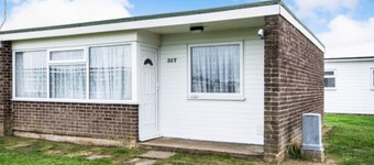 Chalet accueillant, jumelé, 2 chambres à California Sands près de Norfolk Broads