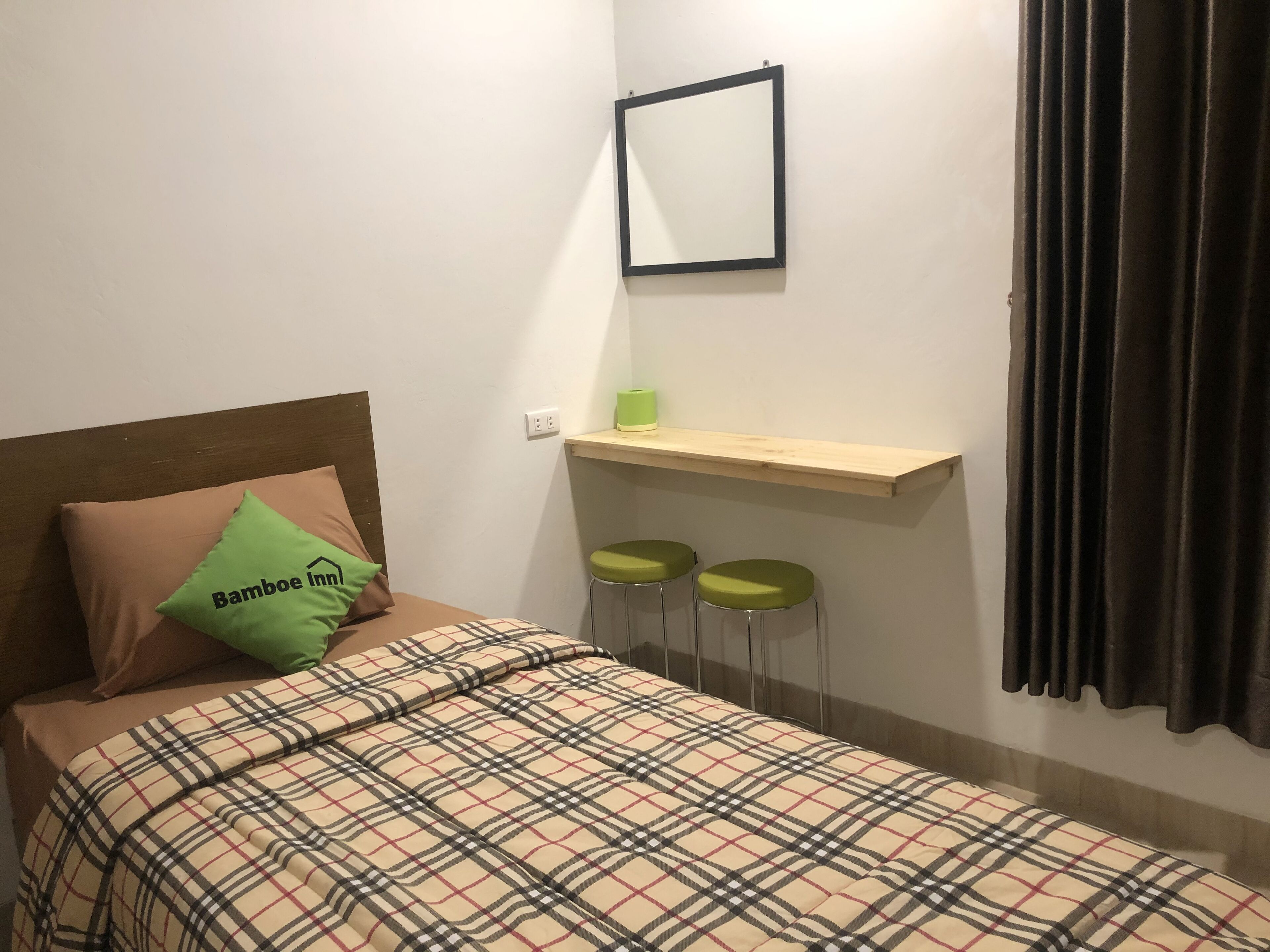 Chambre Supérieure, 2 lits une place, vue jardin | Bureau, espace de travail pour ordinateur portable, Wi-Fi gratuit