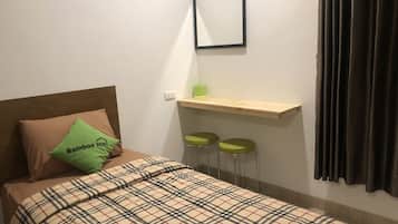 Chambre Supérieure, 2 lits une place, vue jardin | Bureau, espace de travail pour ordinateur portable, Wi-Fi gratuit
