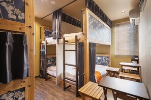 Room, Shared Bathroom ( C )
