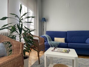 TV, books