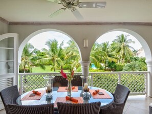 Outdoor dining - 2 Bedroom Apartment Rental, West Coast Of Barbados, Tennis, Gym, Pool (St James)
