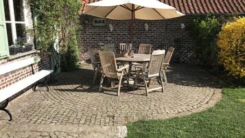 Buiten dineren