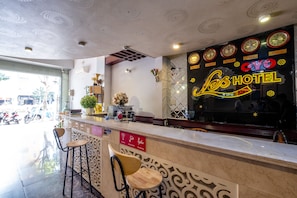 Reception - Coop's Hotel & Apartments (Da Nang)