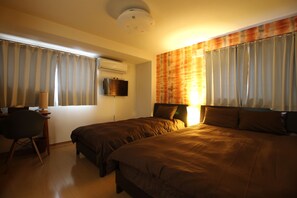 2 bedrooms, desk, iron/ironing board, free cots/infant beds - LiB PLUS VILLA Mibu (Kyoto)