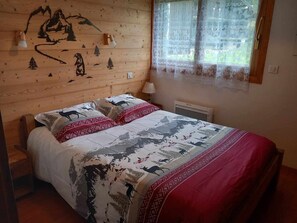 2 bedrooms
