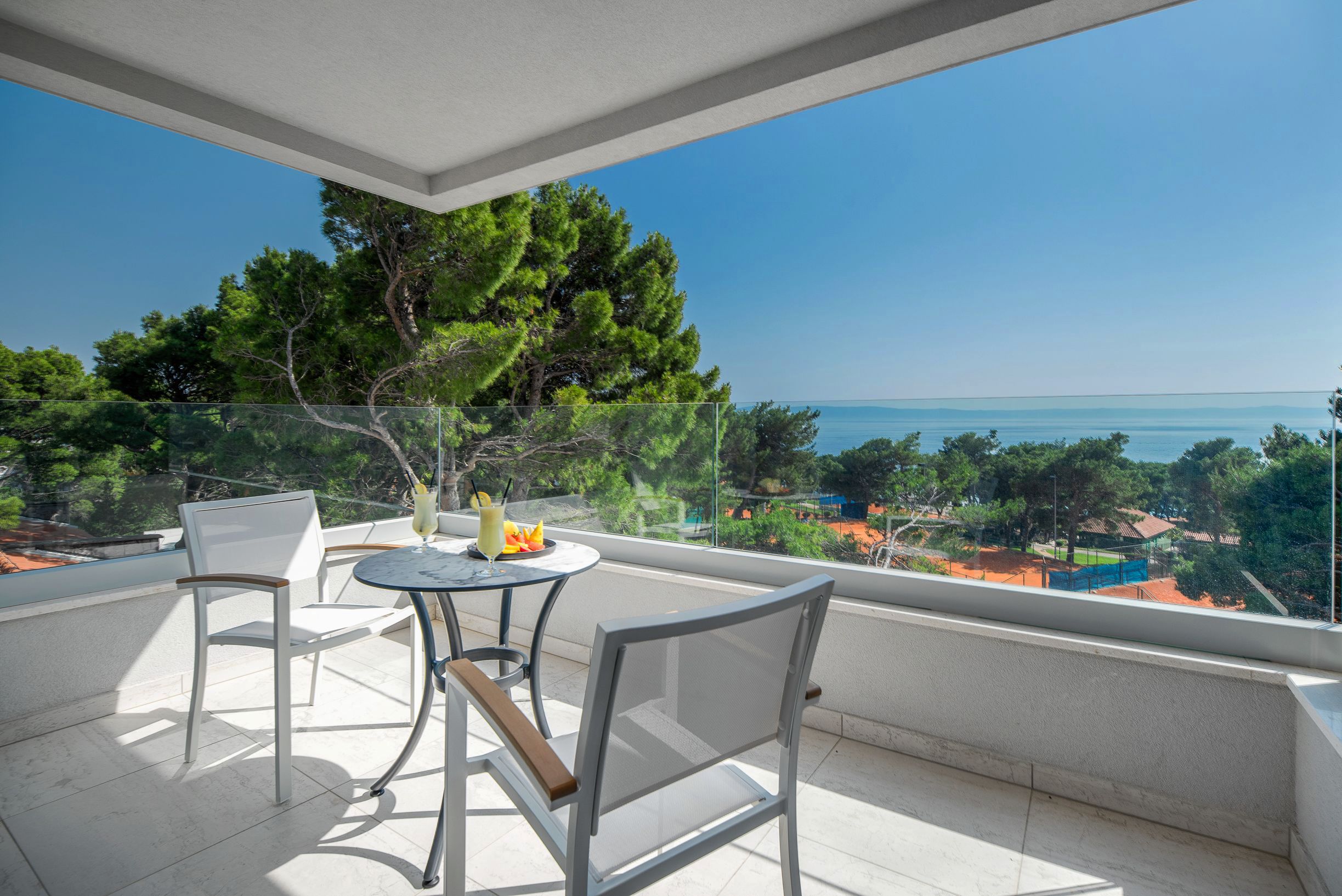 Standard Double Room, Sea View | Minibar, in-room safe, desk, laptop workspace