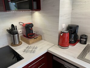 Fridge, microwave, oven, stovetop - Beautiful apartment T 2 Rez garden with sheltered terrace swimming pool (summer) Fiber  (Albertville)