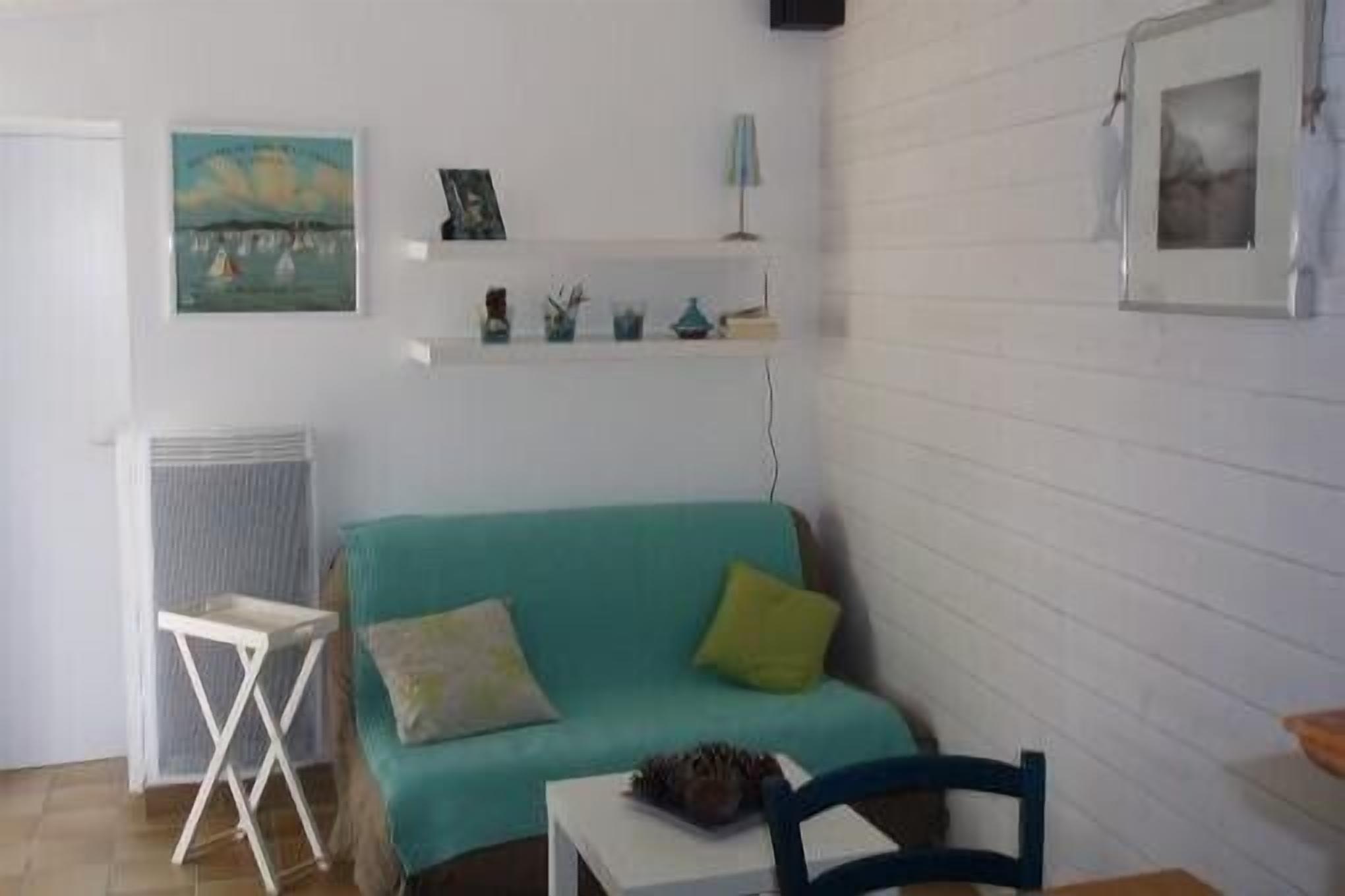 Fernseher, Stereoanlage