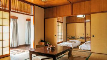 Traditional Double Room | Premium bedding, pillowtop beds, individually decorated, desk