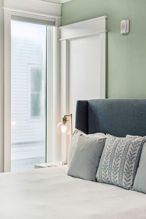 2 Schlafzimmer, Schreibtisch, Bügeleisen/Bügelbrett, kostenloses WLAN