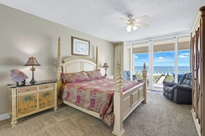 2 عدّة غرف نوم ومكواة/لوح كي وواي فاي مجانًا وملاءات أسرّة