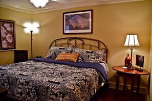 2 bedrooms, WiFi - Best view at The Landing!  (Lake Hamilton)