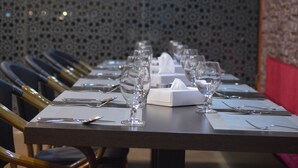 Ảnh chưa phân loại, 2 trong số 33 ảnh, nút