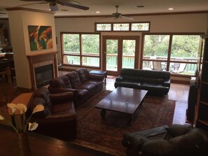 TV, fireplace, table tennis, books - No Flood! Gruene House & Cabin on Guadalupe! 7Bdrm/4.5Baths/Kayaks, Sleeps-28! (New Braunfels)