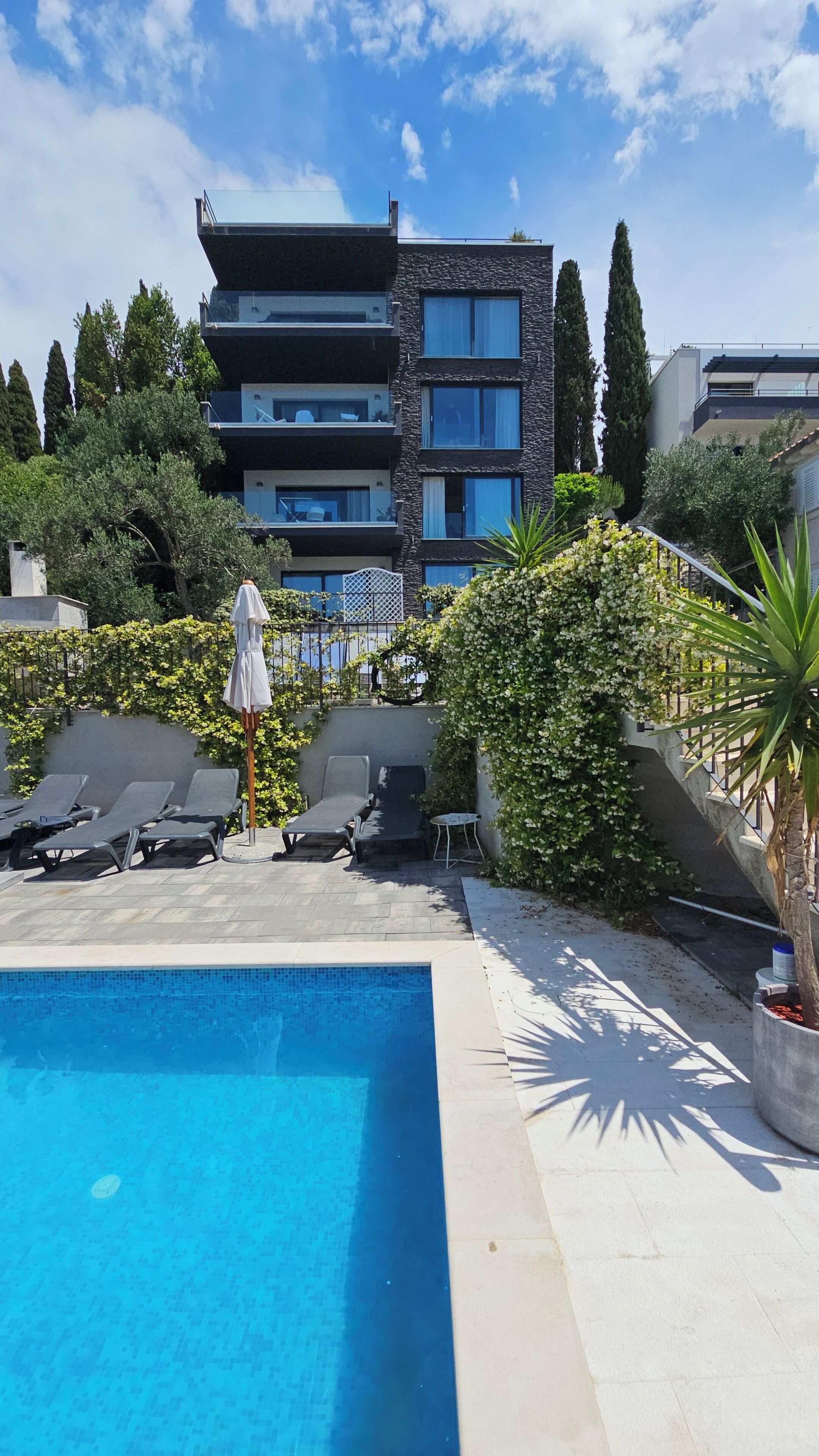 Seasonal outdoor pool