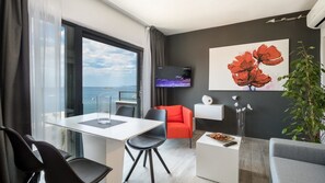 Standard Apartment, Sea View | Living area | Smart TV - Residence Alpha (Konavle)