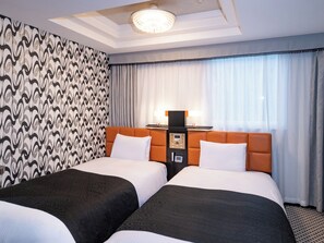 Down duvets, desk, blackout curtains, free WiFi - APA Hotel PRIDE Akasaka Kokkaigijidomae (Tokyo)