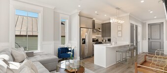 Elegant Condo in The Heart of Historic Downtown Charleston